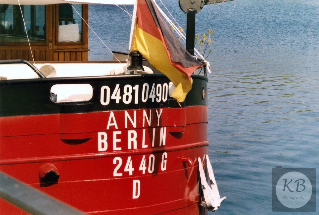 F9_B35_wz