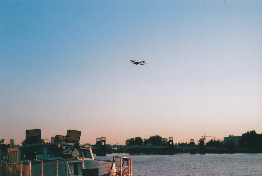 rf09_b06_web