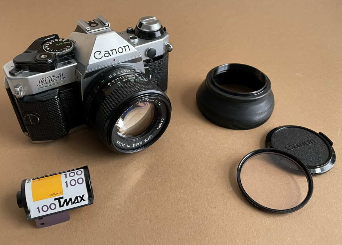 Canon AE-1 Program mit Zubehör