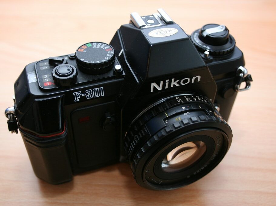 Analoge Kamera Nikon F301